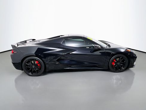 Used 2023 Chevrolet Corvette Stingray w/ Z51 Performance Package image 3