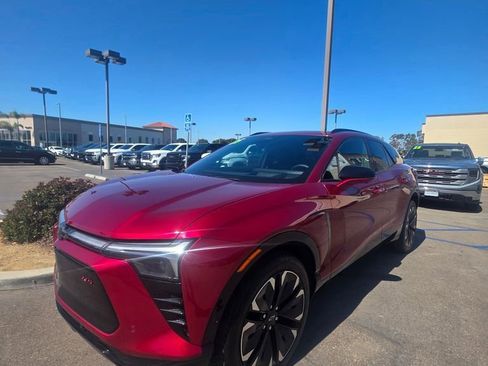 Used 2025 Chevrolet Blazer EV RS w/ Super Cruise Package AWD/4WD image 1