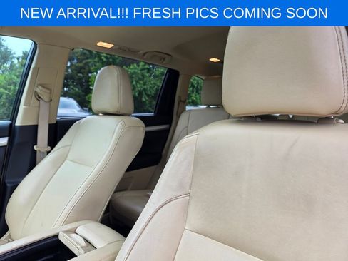 Used 2018 Toyota Highlander XLE FWD image 8
