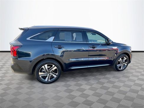 Used 2023 Kia Sorento EX image 8