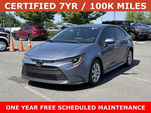 Used 2026 Toyota Corolla LE FWD image 5
