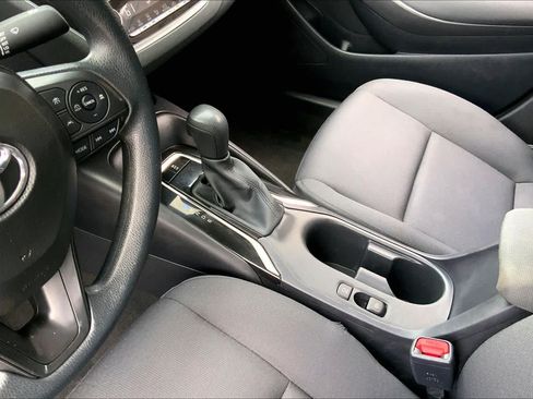 Used 2025 Toyota Corolla LE FWD image 14