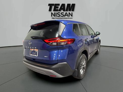 Used 2023 Nissan Rogue S image 7