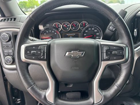 Used 2021 Chevrolet Silverado 1500 LT Trail Boss w/ Convenience Package II AWD/4WD image 13