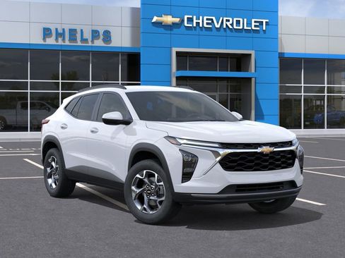 New 2026 Chevrolet Trax LT w/ LT Convenience Package FWD image 7