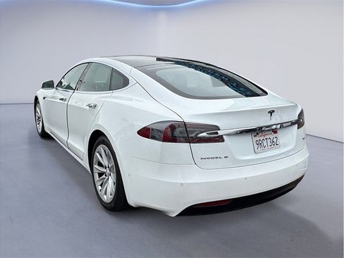 Used 2018 Tesla Model S 75D AWD/4WD image 4