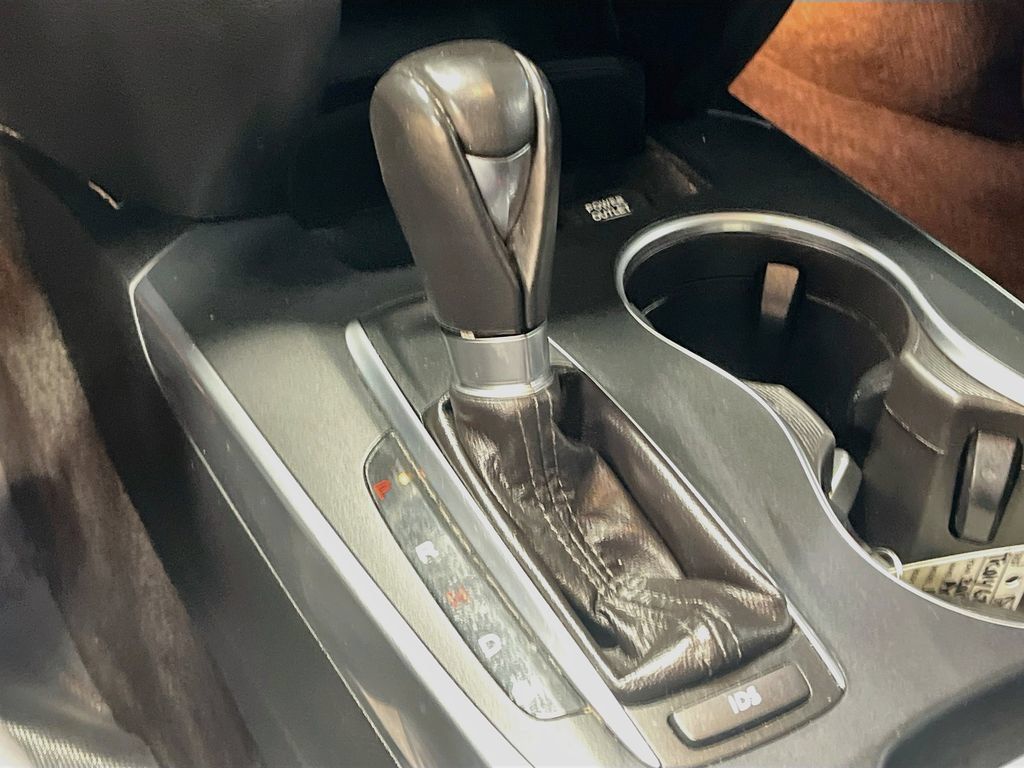 Used 2015 Acura MDX SH-AWD image 16