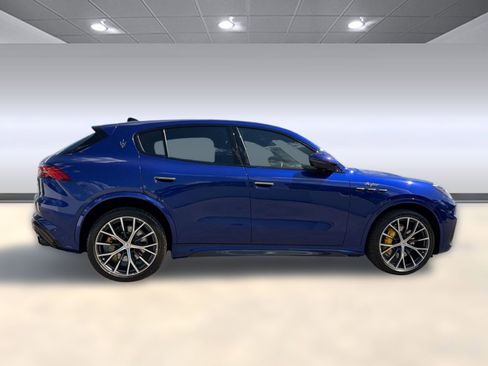 Used 2023 Maserati Grecale Trofeo AWD/4WD image 7