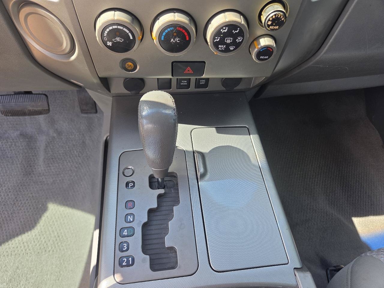 Used 2005 Nissan Armada SE RWD image 20