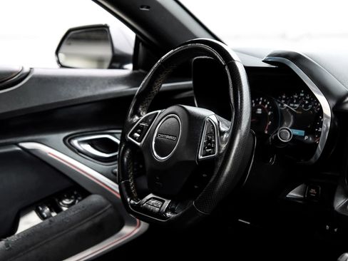 Used 2017 Chevrolet Camaro LT image 16