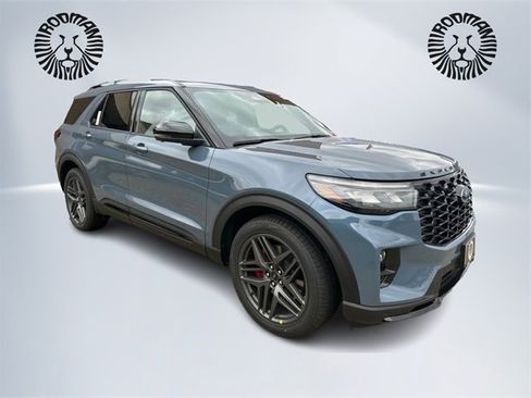 New 2026 Ford Explorer ST w/ Sun And Sound Package image 3