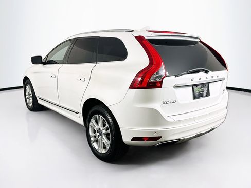 Used 2016 Volvo XC60 T5 Premier image 5