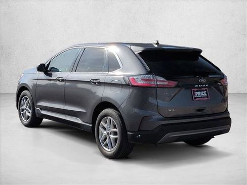 Used 2024 Ford Edge SEL image 8