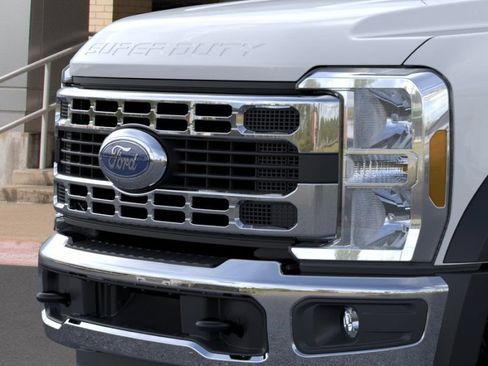 New 2026 Ford F450 XL w/ XL Chrome Package AWD/4WD image 18