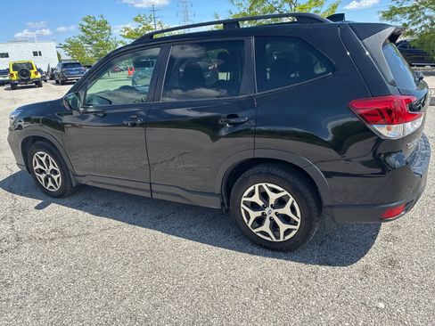 Used 2020 Subaru Forester Premium w/ Popular Package #1 AWD/4WD image 12