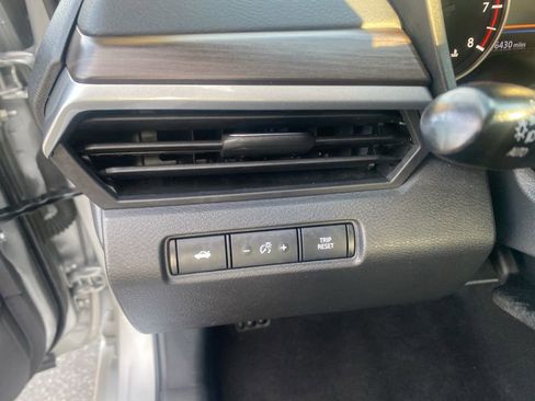 Used 2023 Nissan Altima 2.5 SV image 16