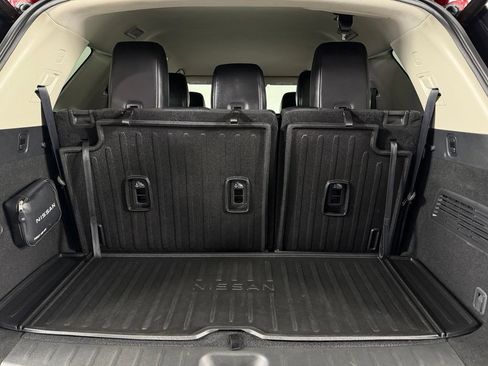 Used 2024 Nissan Pathfinder SL w/ Cargo Package AWD/4WD image 30