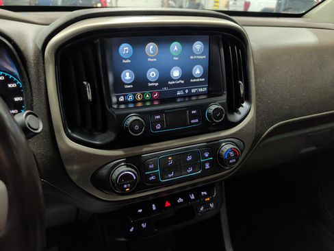 Used 2021 GMC Canyon Denali image 11