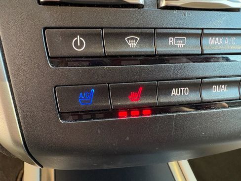 Used 2018 Lincoln MKC Reserve w/ Lincoln MKC Climate Package image 22