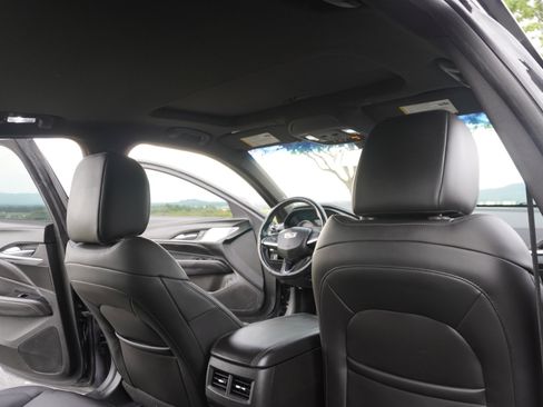 Used 2020 Cadillac CT4 Luxury w/ Sun And Sound Package image 25