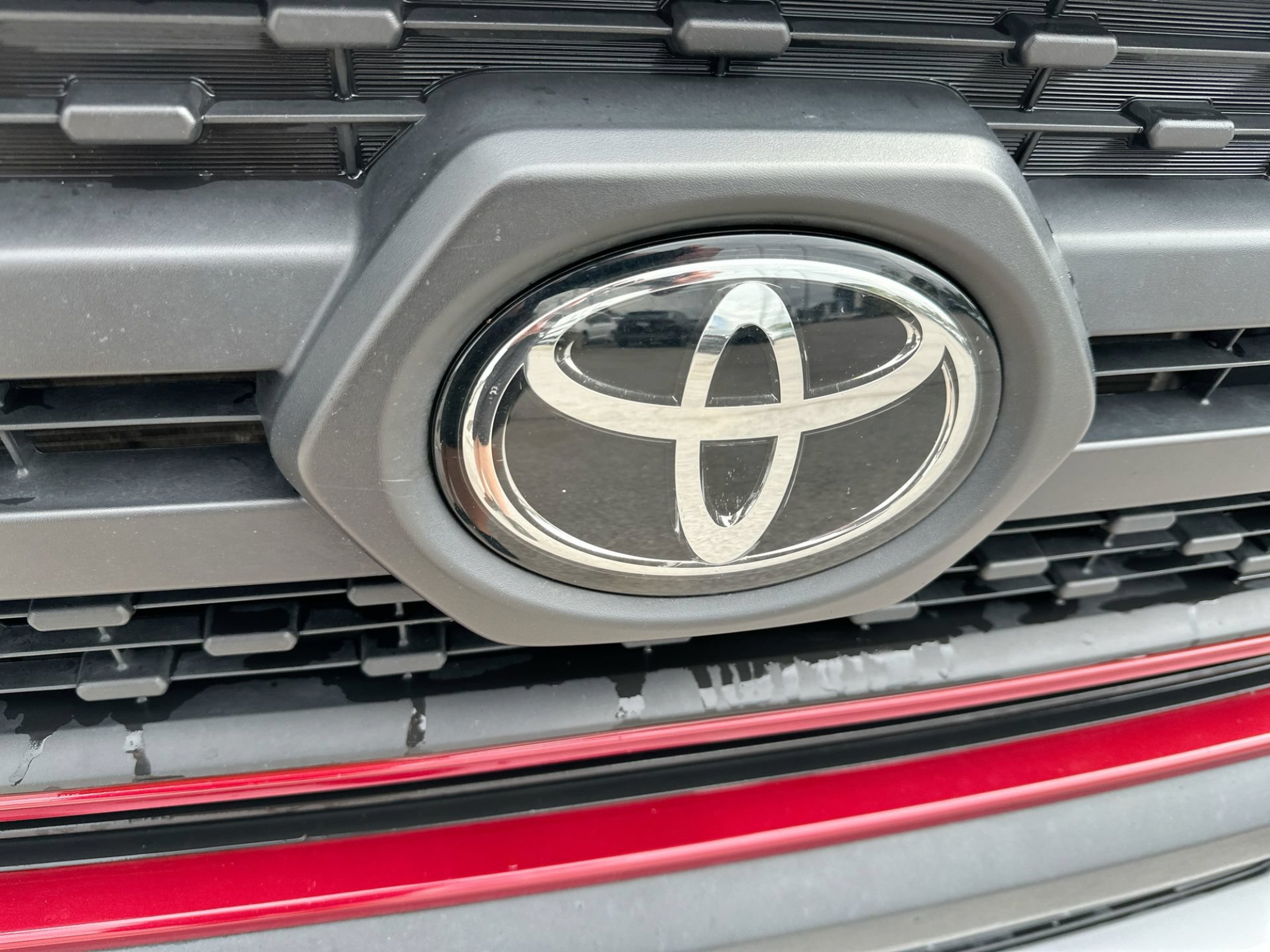 Used 2024 Toyota RAV4 Adventure AWD/4WD image 27