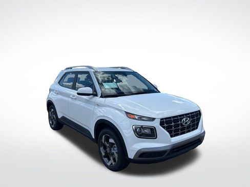 New 2026 Hyundai Venue SEL FWD image 8