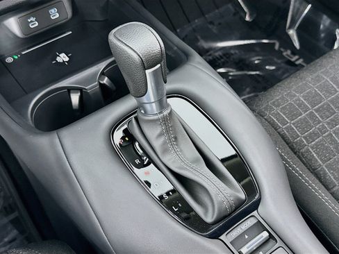 Used 2026 Honda HR-V LX image 16