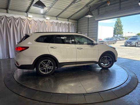 Used 2018 Hyundai Santa Fe Limited FWD image 3