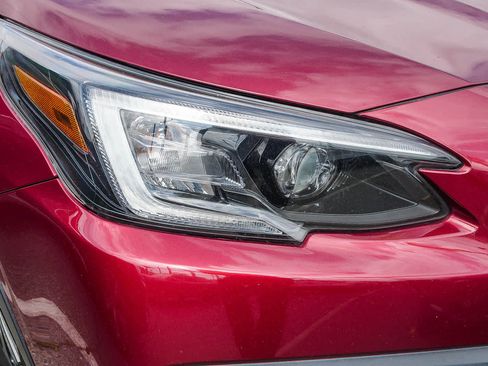 Used 2021 Subaru Outback Premium AWD/4WD image 5
