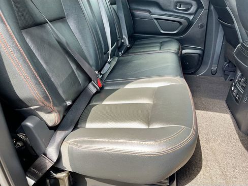 Used 2022 Nissan Titan PRO-4X w/ Pro-4x Convenience Package AWD/4WD image 28