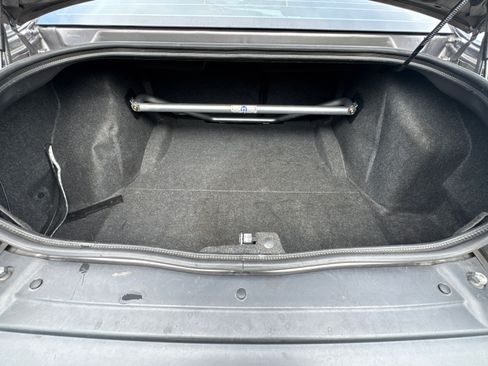 Used 2015 Dodge Challenger SRT Hellcat RWD image 17