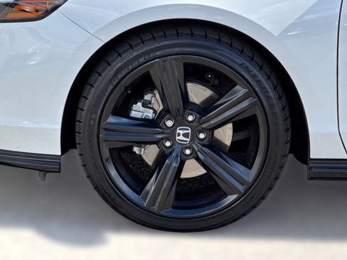 Used 2025 Honda Accord Sport image 11
