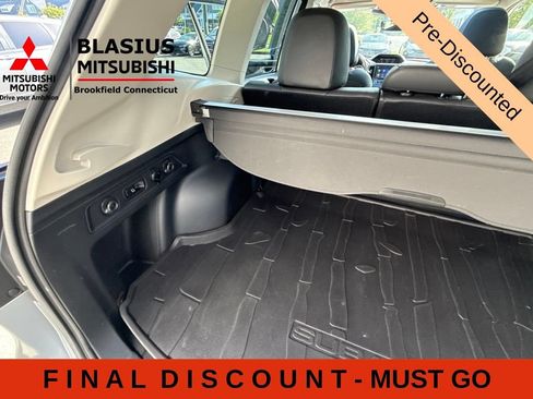Used 2023 Subaru Forester Touring AWD/4WD image 37