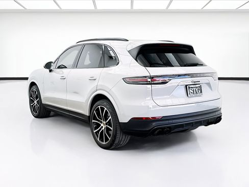 Used 2023 Porsche Cayenne Platinum Edition AWD/4WD image 6