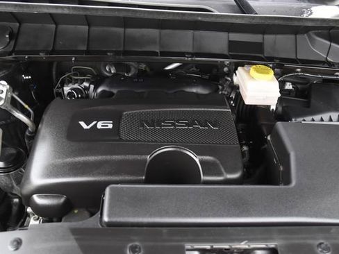 Used 2022 Nissan Pathfinder Platinum w/ Cargo Package AWD/4WD image 26