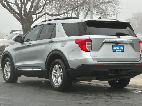 Certified 2021 Ford Explorer XLT w/ Class III Trailer Tow Package image 6