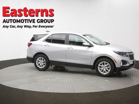 Used 2022 Chevrolet Equinox LT FWD image 46
