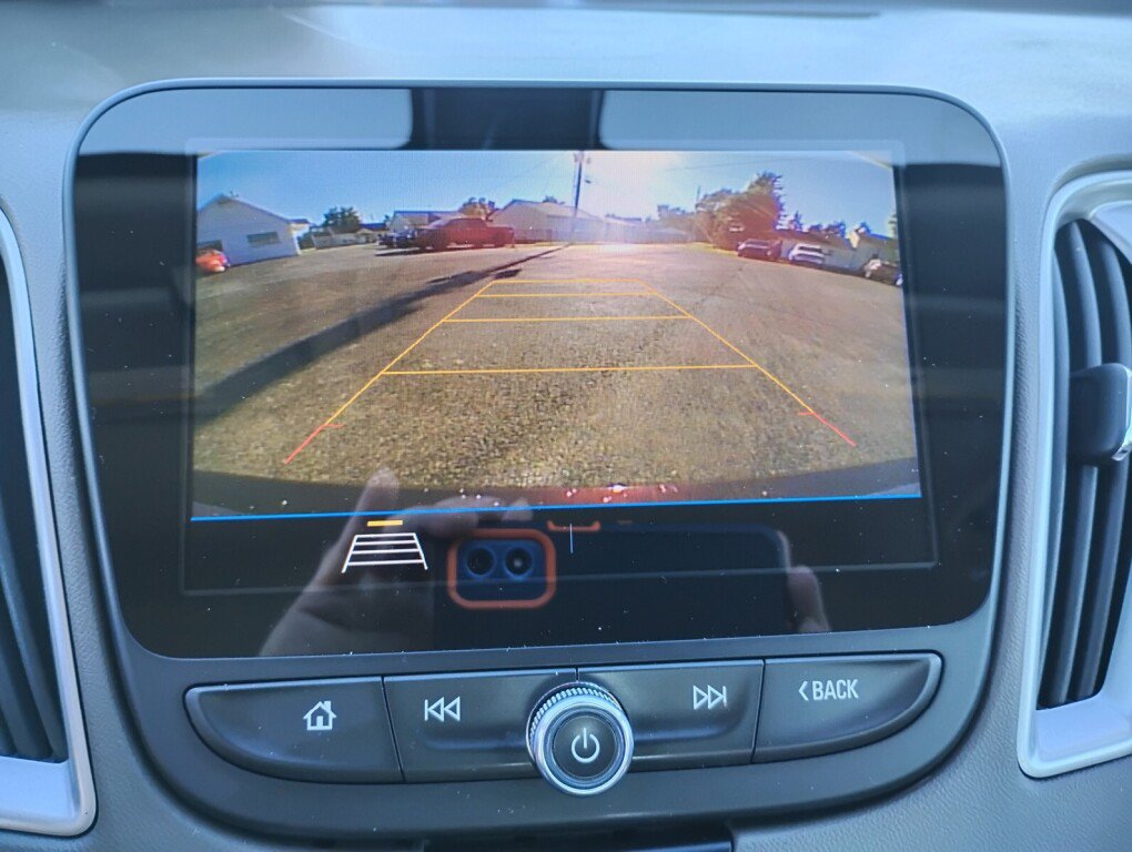 Used 2020 Chevrolet Malibu LS FWD image 19