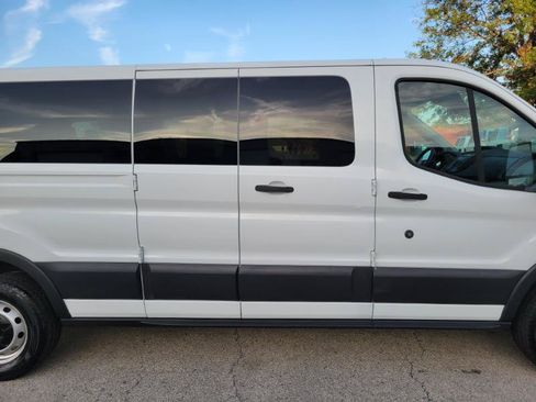Used 2018 Ford Transit 350 XL RWD image 32
