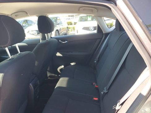 Used 2019 Nissan Sentra S w/ Exterior Package FWD image 16