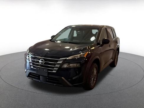 Used 2026 Nissan Rogue SV AWD/4WD image 7