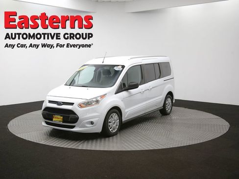 Used 2017 Ford Transit Connect XLT image 54