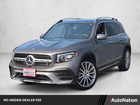 Used 2021 Mercedes-Benz GLB 250 4MATIC image 1