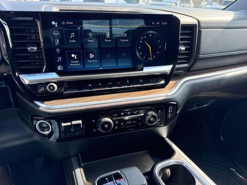 Used 2024 Chevrolet Silverado 1500 RST image 18