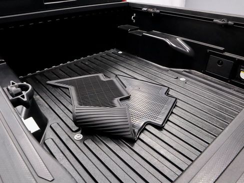 Used 2022 Toyota Tacoma TRD Sport image 12