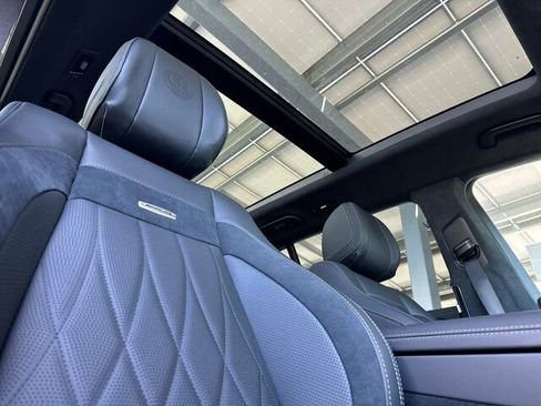 New 2025 Mercedes-Benz GLS 63 AMG 4MATIC image 17