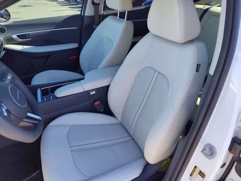 New 2026 Hyundai Sonata SEL FWD image 14
