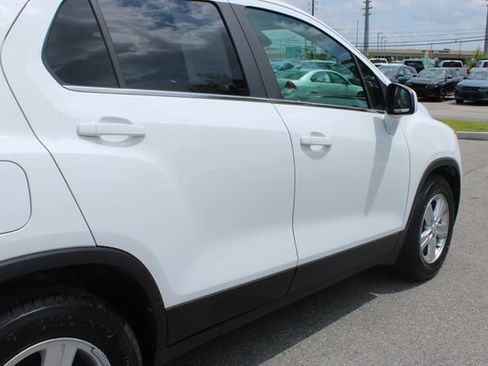 Used 2015 Chevrolet Trax LT w/ LT Plus Package FWD image 44