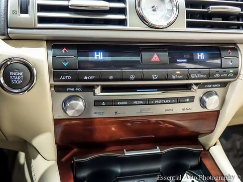 Used 2014 Lexus LS 460 AWD image 17