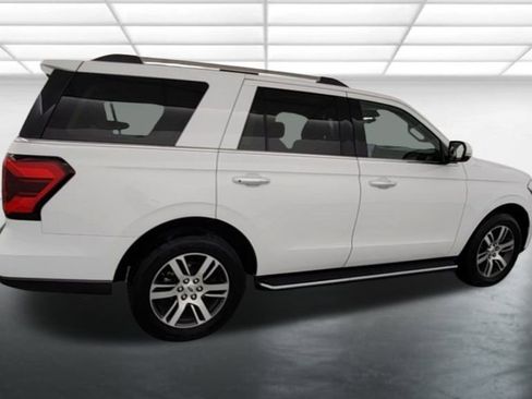 Certified 2023 Ford Expedition Limited AWD/4WD image 9